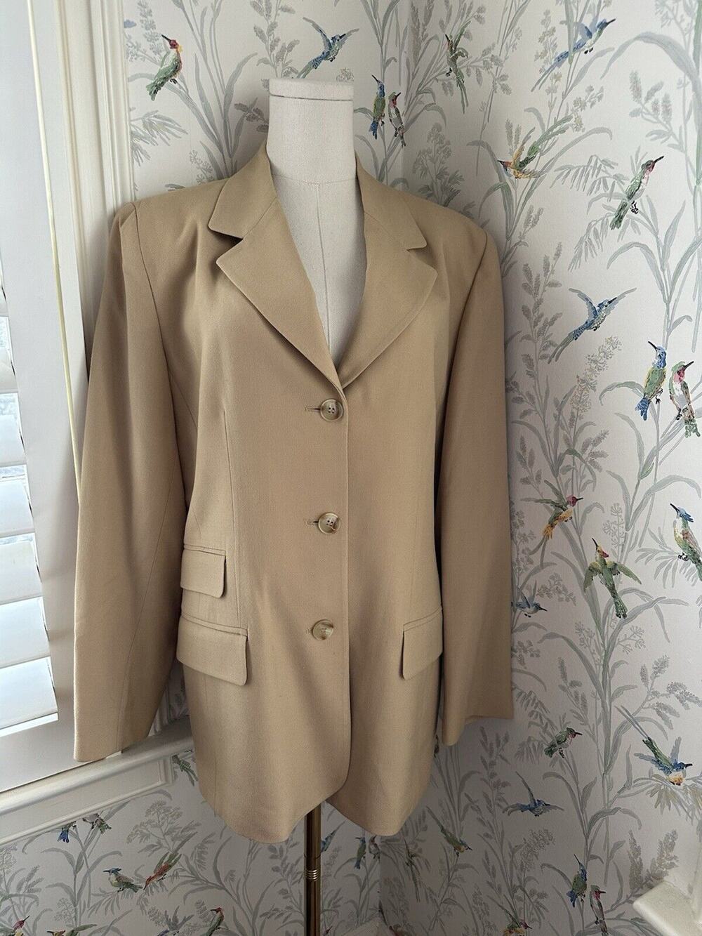 Vintage TALBOTS Women's Sz 12 100% Wool Suit Blazer Jacket 3 Buttons Beige Camel